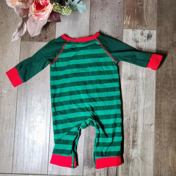 Green and Red Striped Snowman Romper Jumpsuit One Piece Size 3-6 NWOT - Picture 8 of 11